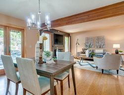 Orchard Hill Ln - Lake Oswego, OR