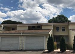 Pleasant Valley Rd Apt 10-6 - South Windsor, CT