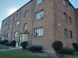 S Cottage Grove Ave Apt 2n - Chicago, IL